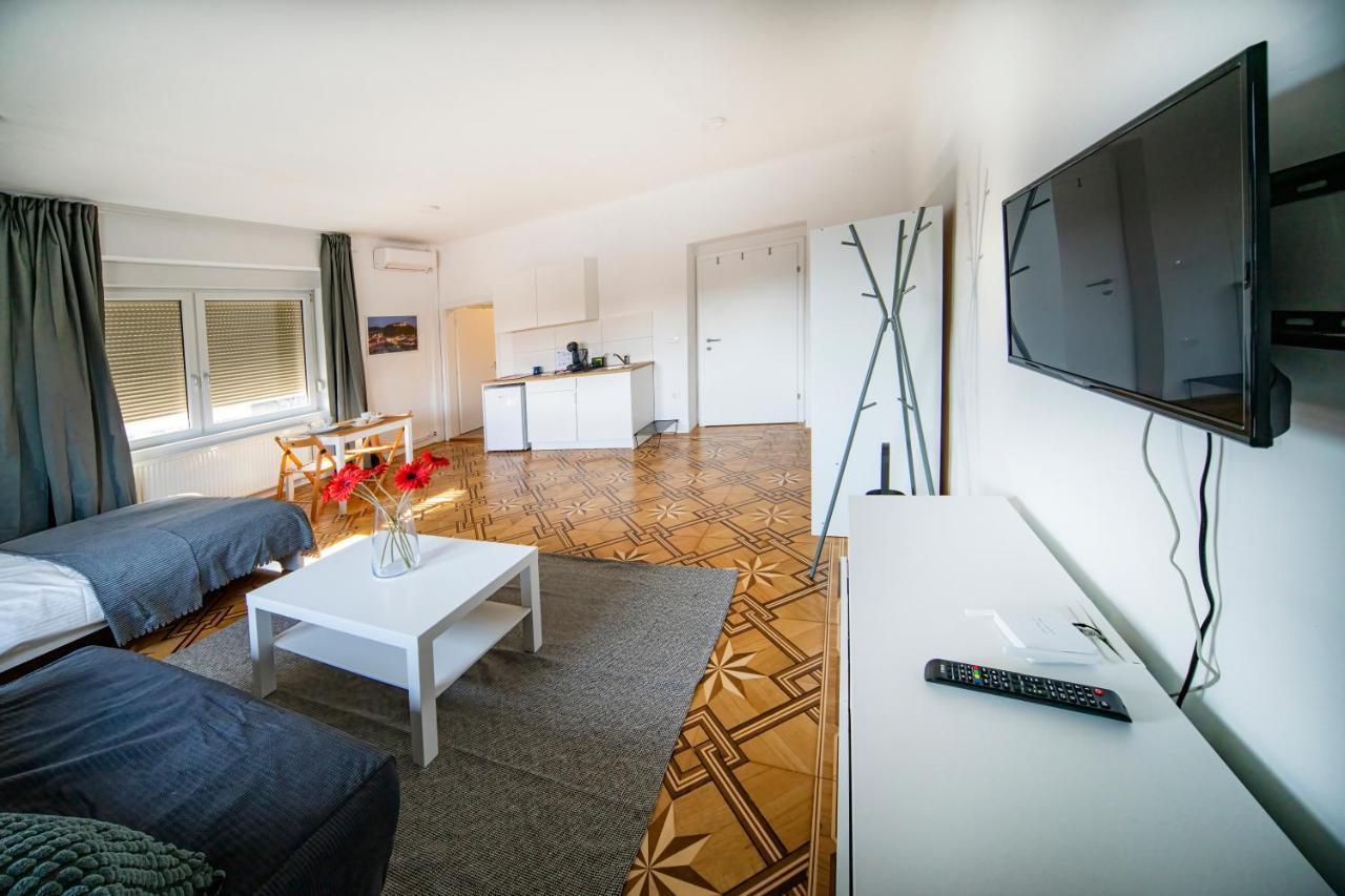 P & B Apartment Любляна Екстер'єр фото
